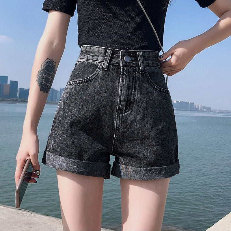 High-Waisted Vintage Black Washed Denim Shorts – Loose Straight-Leg Cuffed Style (S–XL)
