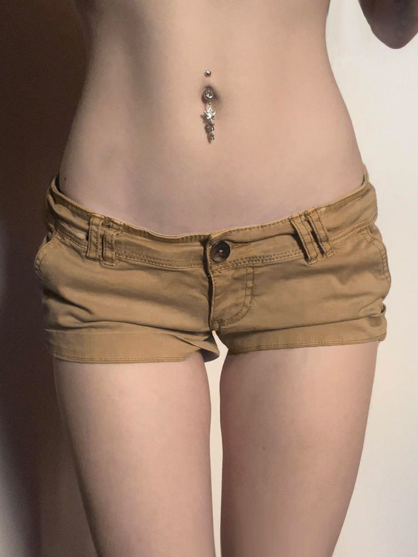 Minimalist Utility-Style High-Waist Cotton Shorts – Solid Color Casual Hot Pants (S–XL)