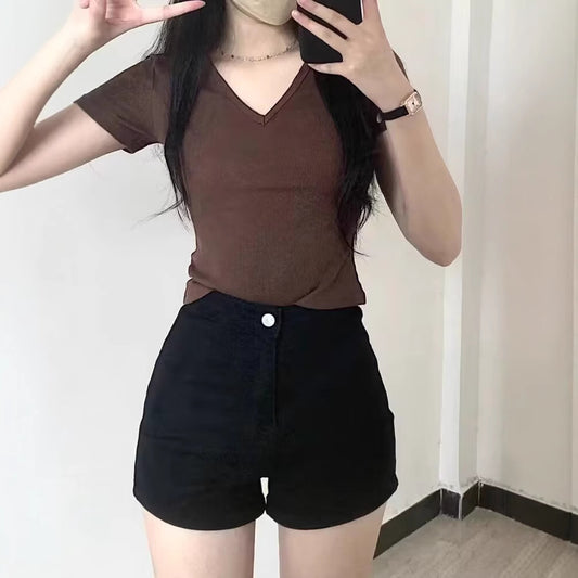 High-Waisted Black Slim Fit Shorts – Minimalist A-Line Casual Hot Pants (S–XL)